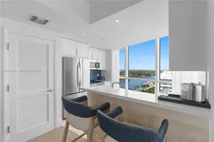 4401 Collins Ave, Miami Beach, FL 33140 - Photo 19