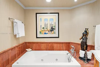 17875 Collins Ave #4103, Sunny Isles Beach, FL 33160 - Photo 29