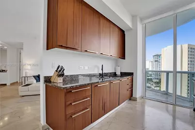 16001 Collins Ave #805, Sunny Isles Beach, FL 33160 - Photo 19