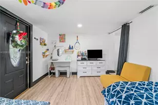 2501 NW 23rd Ave, Miami, FL 33142 - Photo 29