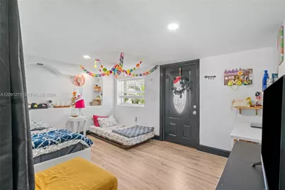 2501 NW 23rd Ave, Miami, FL 33142 - Photo 27