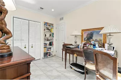 890 NE 168th St, North Miami Beach, FL 33162 - Photo 17