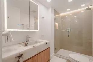 2301 Collins Ave, Miami Beach, FL 33139 - Photo 17