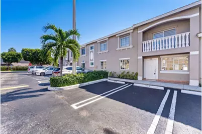 7221 NW 174th Ter #102, Hialeah, FL 33015 - Photo 9