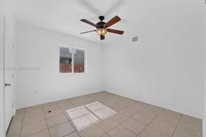 7221 NW 174th Ter #102, Hialeah, FL 33015 - Photo 27