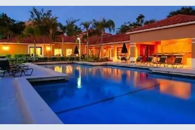 1201 Lake Victoria Dr #E, West Palm Beach, FL 33411 - Photo 15