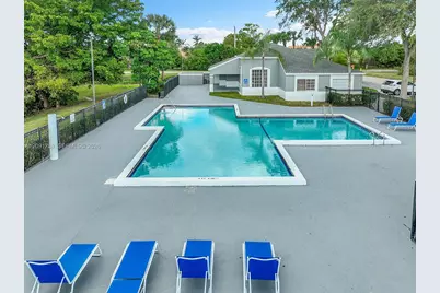 1201 Lake Victoria Dr #E, West Palm Beach, FL 33411 - Photo 19