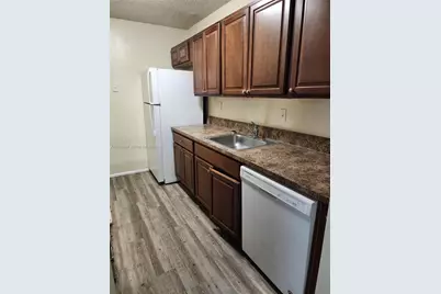 1201 Lake Victoria Dr #E, West Palm Beach, FL 33411 - Photo 1