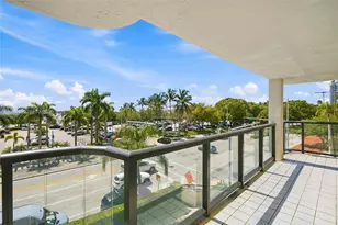 2575 S Bayshore Dr, Miami, FL 33133 - Photo 25