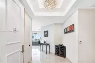 100 S Pointe Dr, Miami Beach, FL 33139 - Photo 3