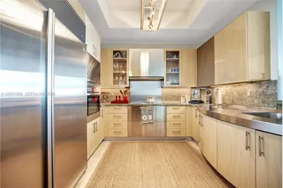 100 S Pointe Dr #2403, Miami Beach, FL 33139 - Photo 9