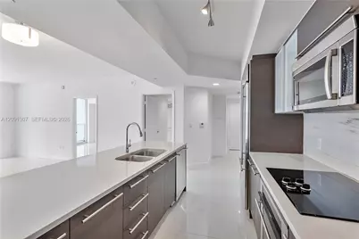 55 SE 6th St #3605, Miami, FL 33131 - Photo 7