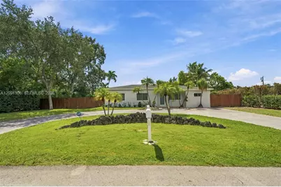 7120 SW 58th St, Miami, FL 33143 - Photo 1