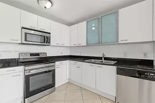 1350 NW 8th Ct, Miami, FL 33136 - Photo 3