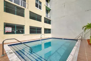 1350 NW 8th Ct, Miami, FL 33136 - Photo 23