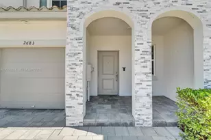 2683 SE 12th St, Homestead, FL 33035 - Photo 3