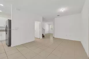 2683 SE 12th St, Homestead, FL 33035 - Photo 9