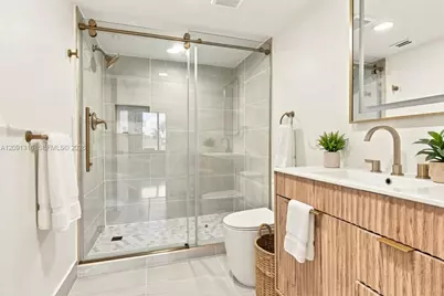 1542 NE Quayside Ter #D2, Miami, FL 33138 - Photo 35