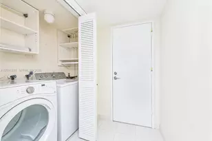 881 Ocean Dr, Key Biscayne, FL 33149 - Photo 21