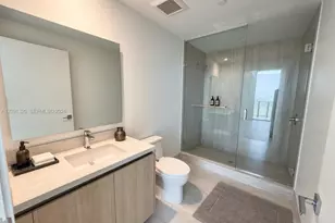 2411 Laguna Cir, North Miami, FL 33181 - Photo 7