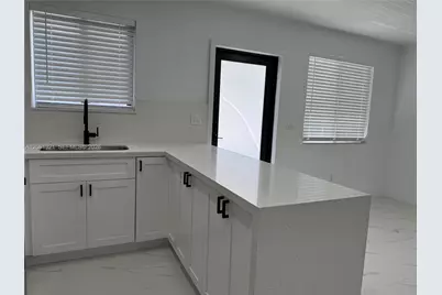 1901 NW 30th St #2, Miami, FL 33142 - Photo 7