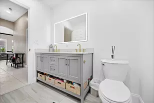 [Address not provided], Pembroke Pines, FL 33027 - Photo 19