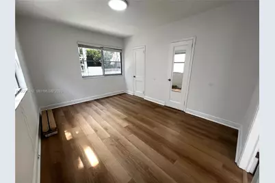 1040 Jefferson Ave #5, Miami Beach, FL 33139 - Photo 15