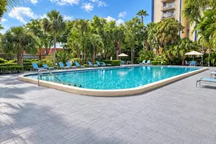4550 NW 9th St, Miami, FL 33126 - Photo 23