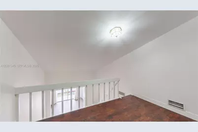 10257 NW 9th St Cir #206-10, Miami, FL 33172 - Photo 11