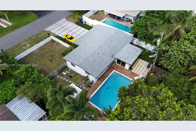 310 NE 12th Ave, Pompano Beach, FL 33060 - Photo 89
