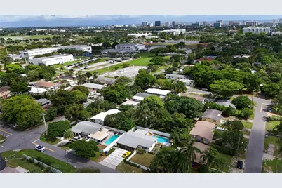 310 NE 12th Ave, Pompano Beach, FL 33060 - Photo 95