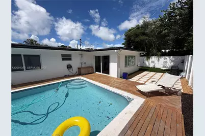 310 NE 12th Ave, Pompano Beach, FL 33060 - Photo 83