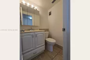 880 W Horizons W, Boynton Beach, FL 33435 - Photo 13