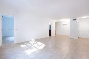 2424 SE 17th Causeway, Fort Lauderdale, FL 33316 - Photo 5