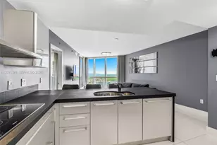18201 Collins Ave, Sunny Isles Beach, FL 33160 - Photo 9