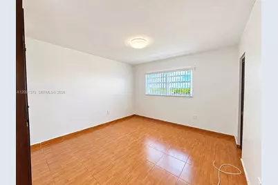 1075 W 68th St #415, Hialeah, FL 33014 - Photo 11
