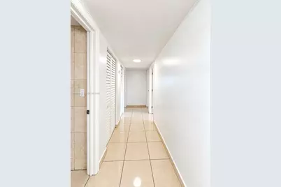 1075 W 68th St #415, Hialeah, FL 33014 - Photo 9