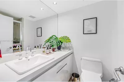 2127 Brickell Ave #1406, Miami, FL 33129 - Photo 17