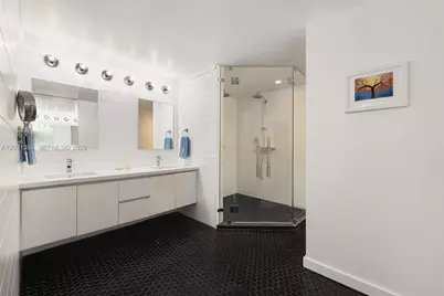 445 Grand Bay Dr #104, Key Biscayne, FL 33149 - Photo 17