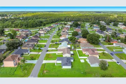 668 Dromedary Ct, Other City - In The State Of Florida, FL 34759 - Photo 45