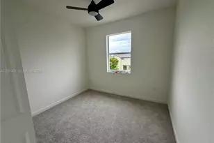 12426 SW 248th St, Homestead, FL 33032 - Photo 9