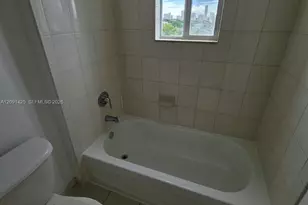 102 SW 6th Ave, Miami, FL 33130 - Photo 17
