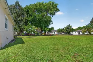 70 NW 145th St, Miami, FL 33168 - Photo 23