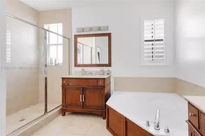 7475 NW 116th Ave, Doral, FL 33178 - Photo 17