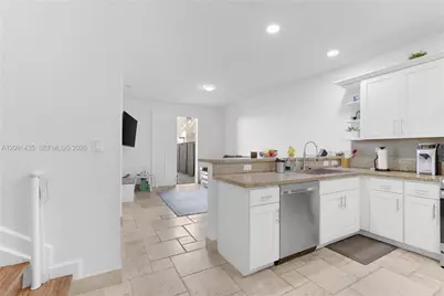 7475 NW 116th Ave, Doral, FL 33178 - Photo 7