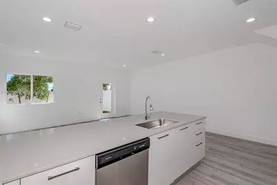 1313 NW 27 Ave, Pompano Beach, FL 33069 - Photo 13