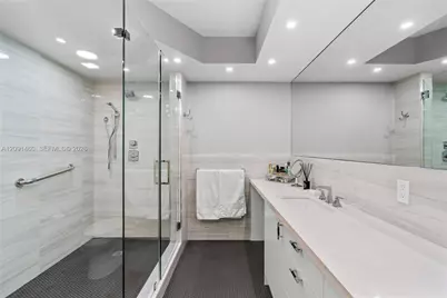 17555 Atlantic Blvd #UPH3, Sunny Isles Beach, FL 33160 - Photo 5