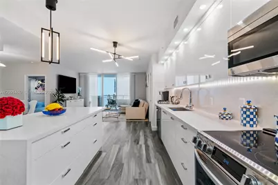 17555 Atlantic Blvd #UPH3, Sunny Isles Beach, FL 33160 - Photo 57