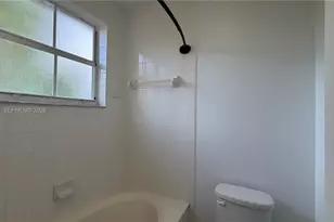 200 Riverwalk Cir, Sunrise, FL 33326 - Photo 45