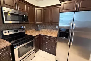 200 Riverwalk Cir, Sunrise, FL 33326 - Photo 25